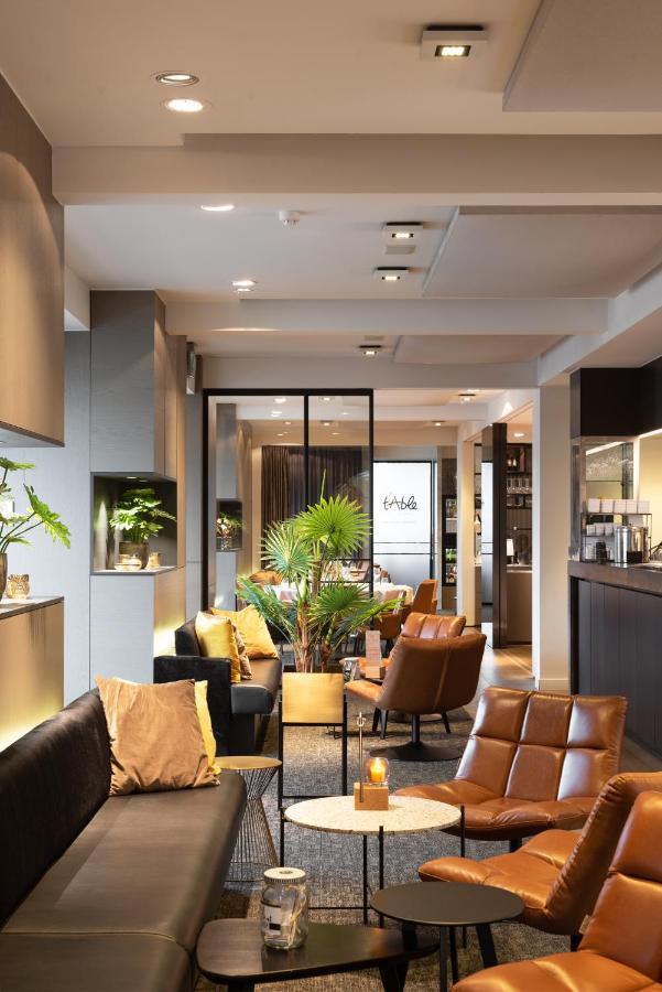 Ariane Hotel 예페르 외부 사진