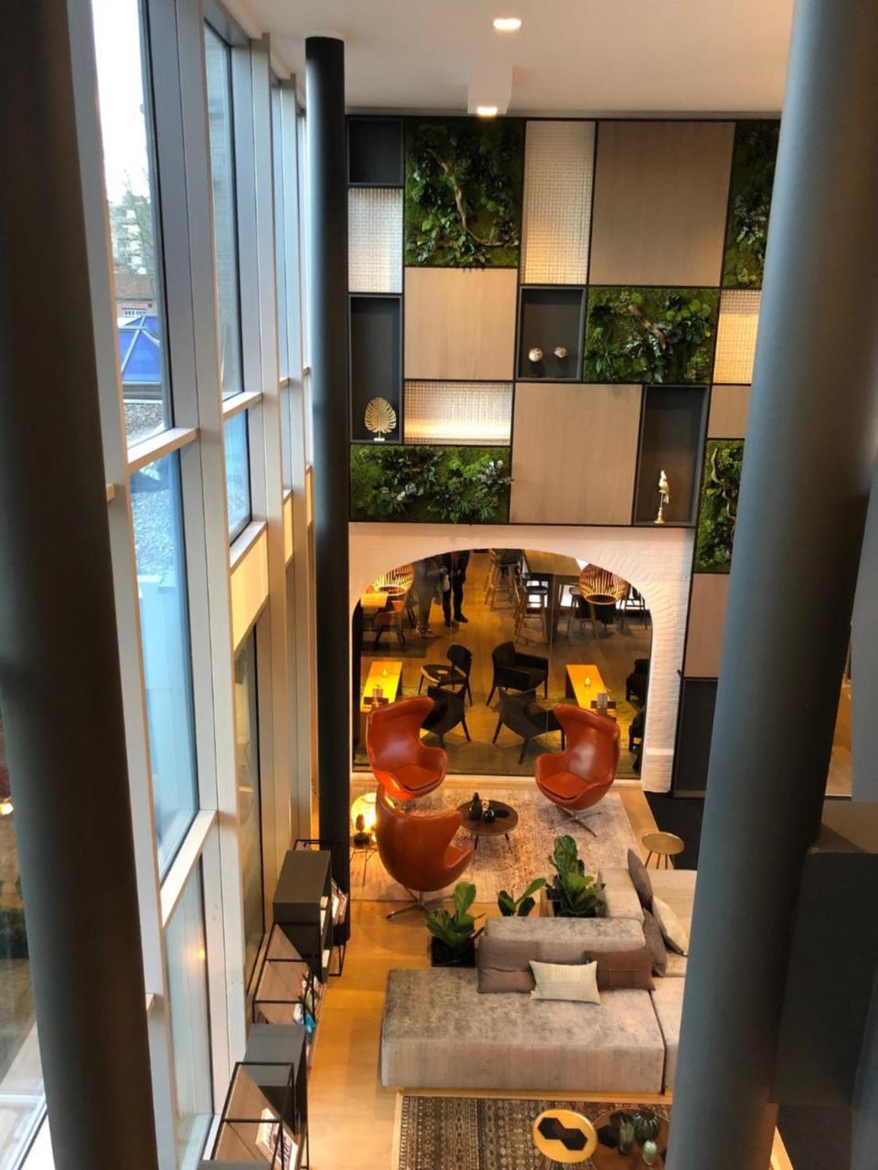 Ariane Hotel 예페르 외부 사진