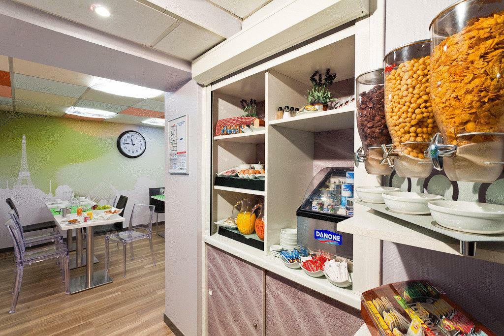 Ariane Hotel 예페르 외부 사진