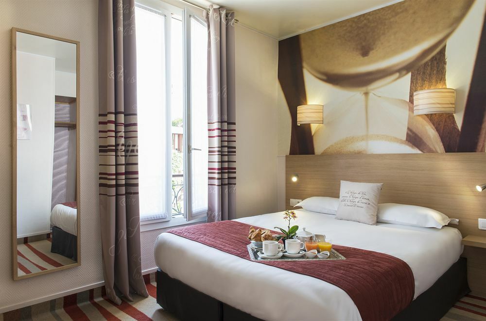 Ariane Hotel 예페르 외부 사진