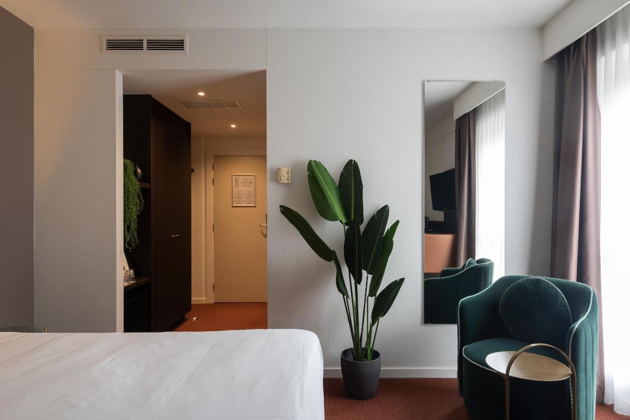 Ariane Hotel 예페르 외부 사진